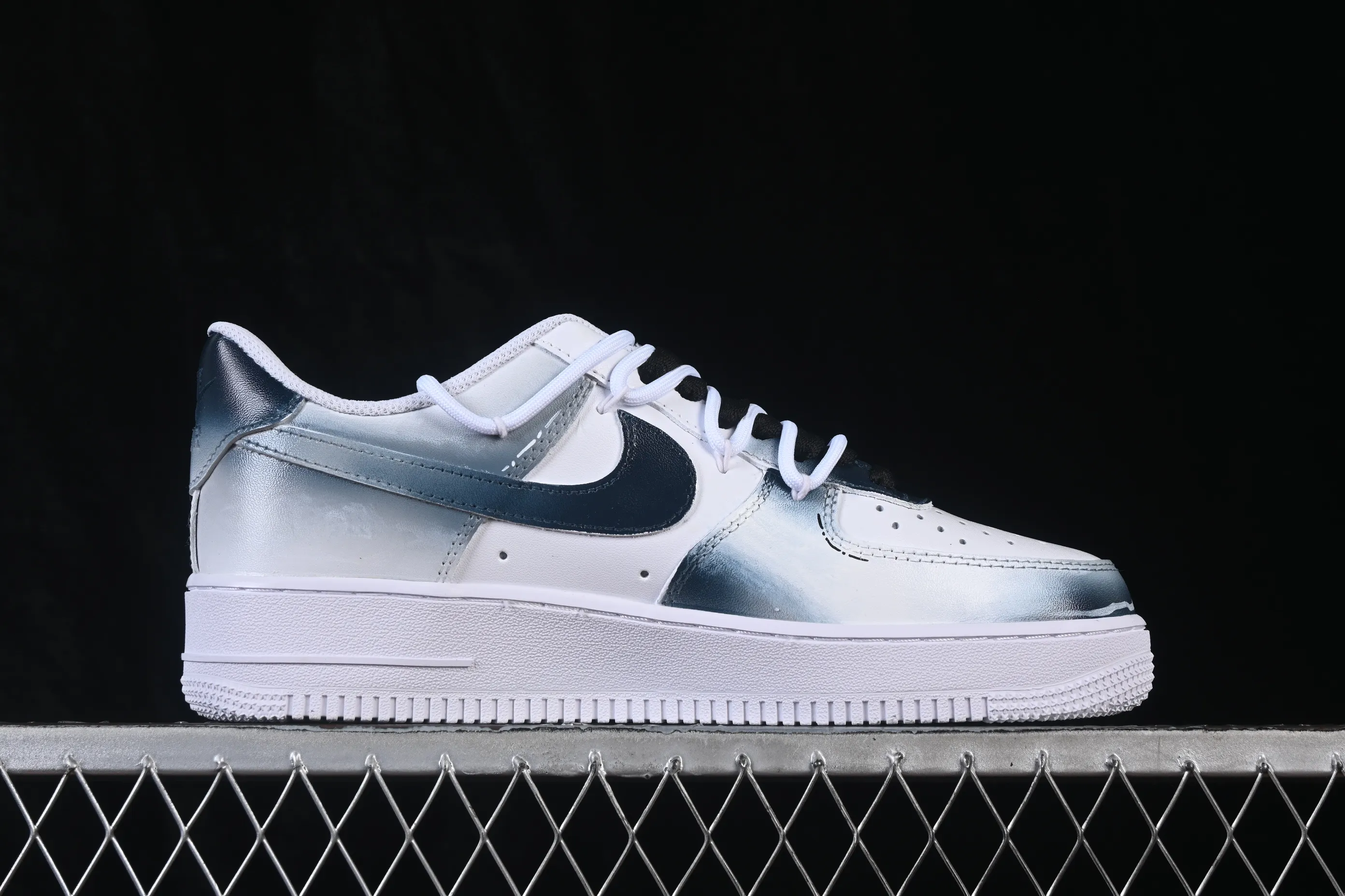 All categories Nk Air Force 1 Air Force series Nk Air Force 1 Low Air Force low-top Nike Air Force 1'07 Low Two-dimensional theme Air Force 1 low-top casual sneakers CW2288-111